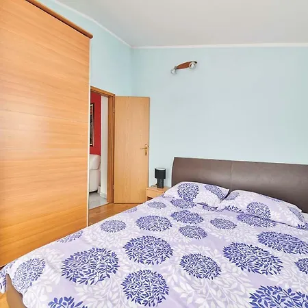Vizintin Apartment
